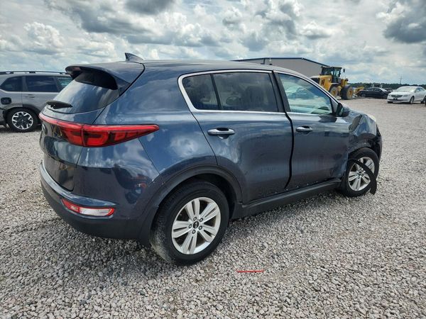 2017 KIA SPORTAGE LX