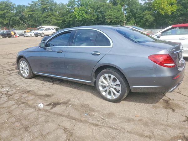2017 MERCEDES-BENZ E E300