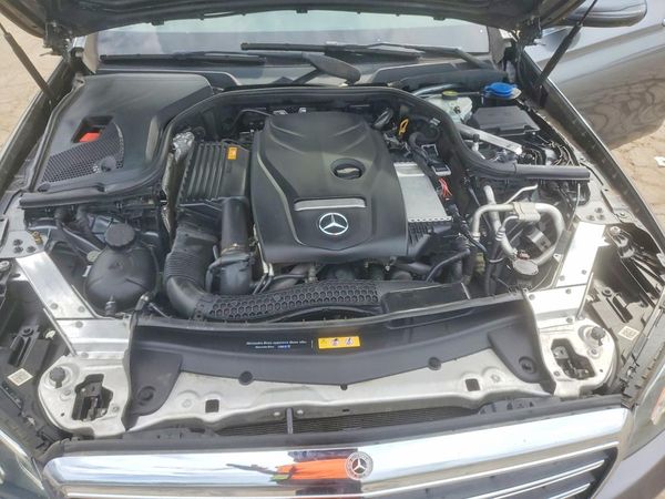 2017 MERCEDES-BENZ E E300