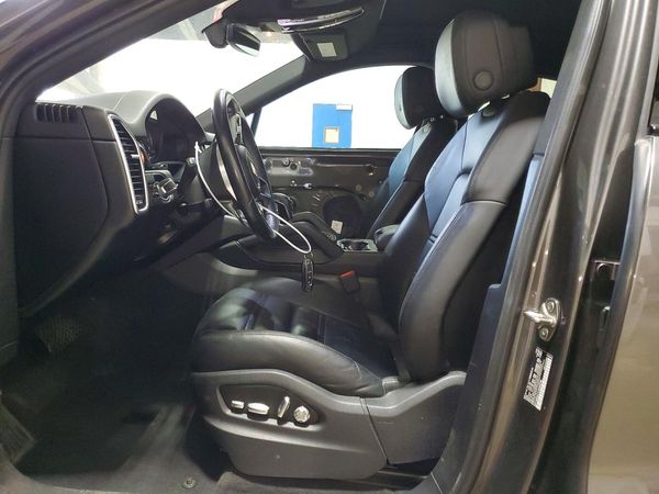 2020 PORSCHE CAYENNE E-Hybrid Coupe
