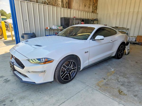 2020 FORD MUSTANG