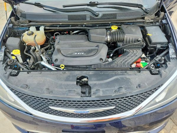 2018 CHRYSLER PACIFICA Touring L Plus