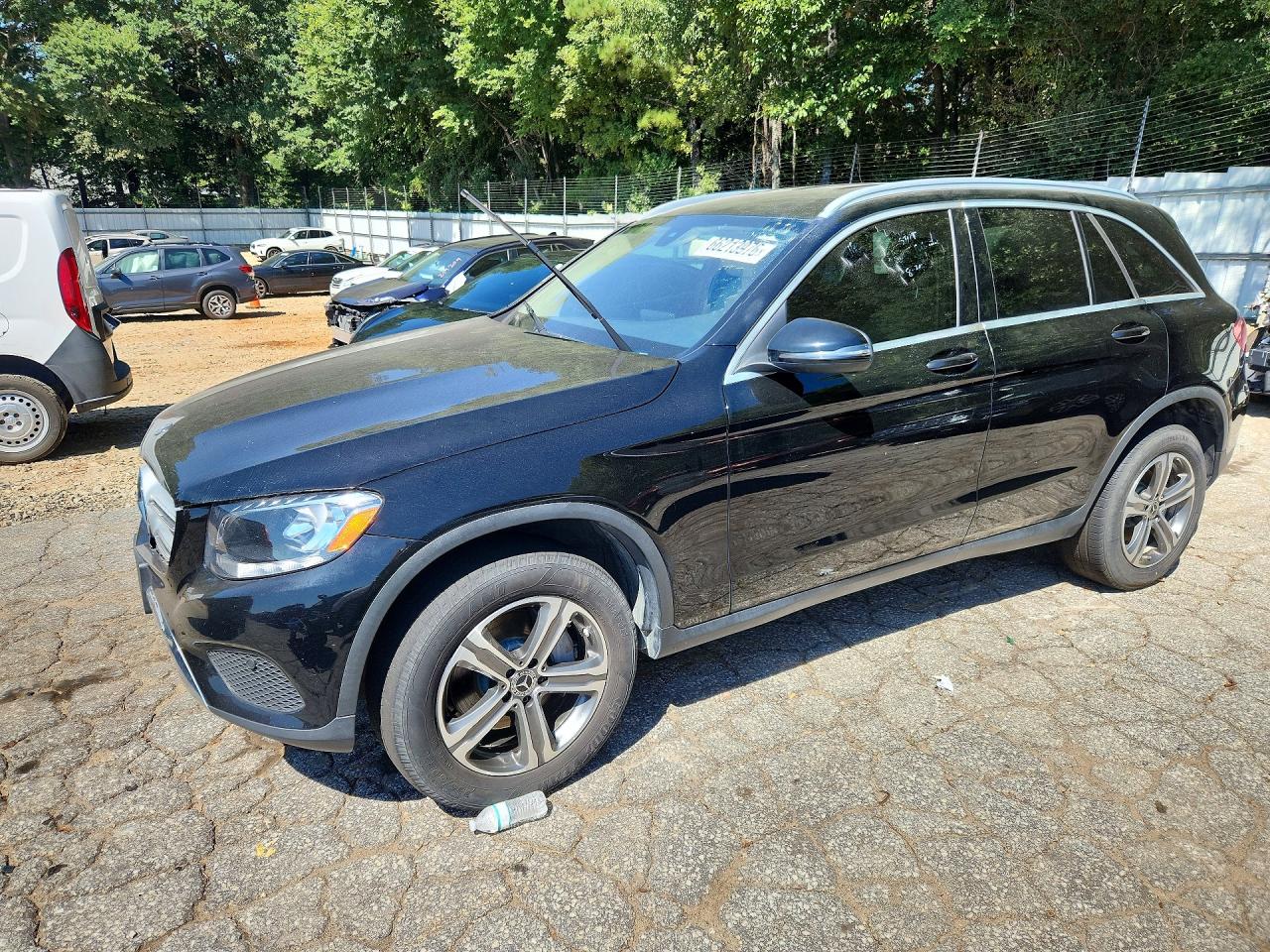 2019 MERCEDES-BENZ GLC-CLASS GLC300 — Front 3/4