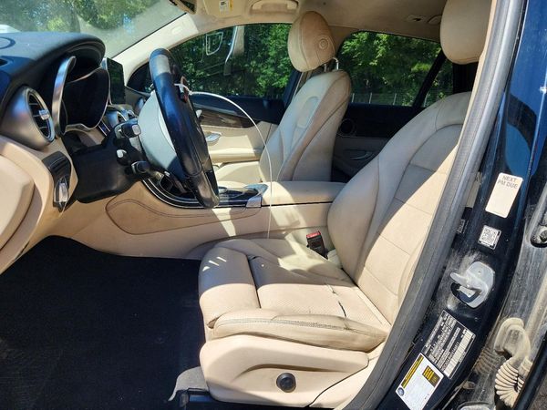 2019 MERCEDES-BENZ GLC-CLASS GLC300 — DENT