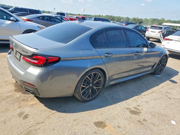 2023 BMW M550XI