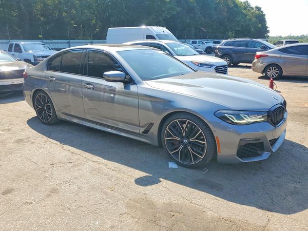 2023 BMW M550XI