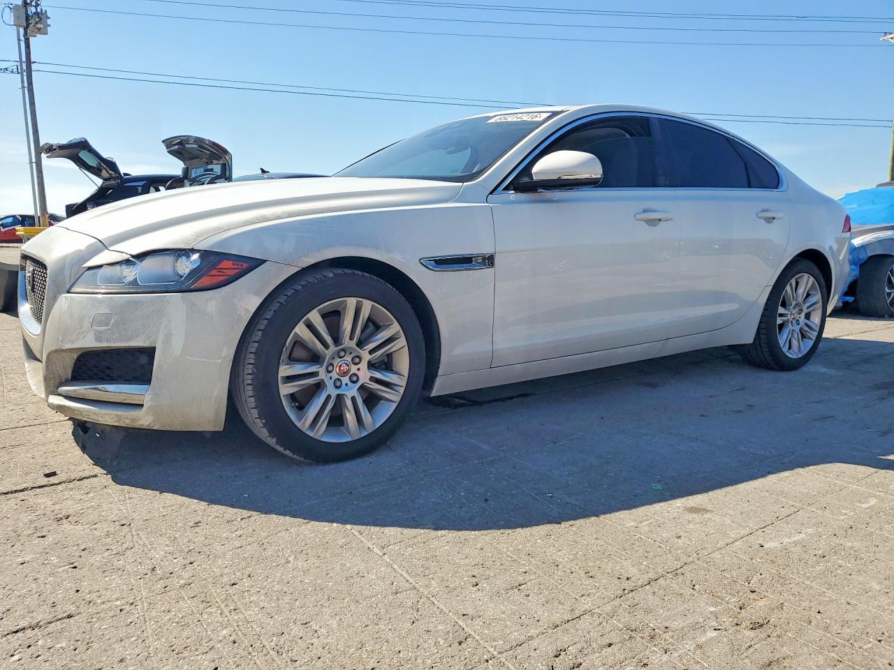 2017 JAGUAR XF
