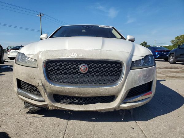 2017 JAGUAR XF
