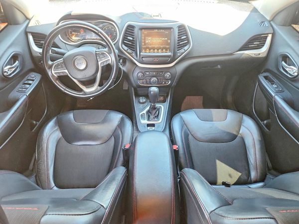 2016 JEEP CHEROKEE TRAILHAWK 4X4