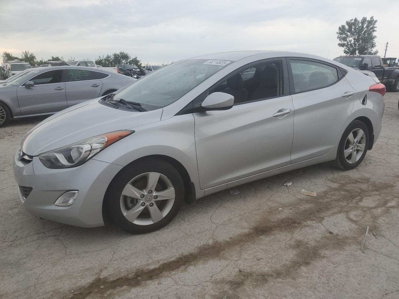 2013 HYUNDAI ELANTRA