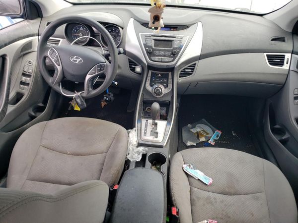 2013 HYUNDAI ELANTRA