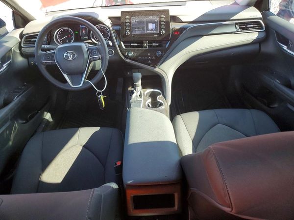 2024 TOYOTA CAMRY