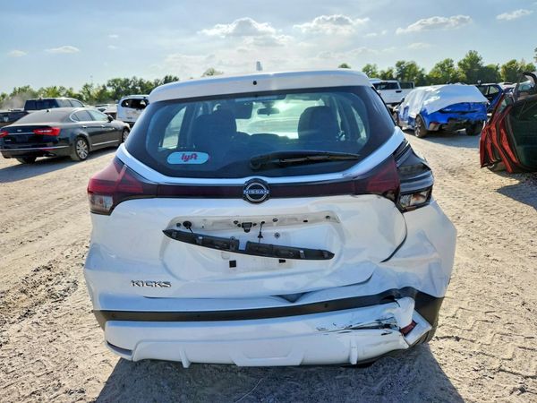 2024 NISSAN KICKS S