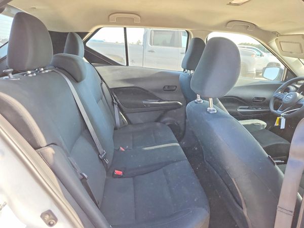 2024 NISSAN KICKS S