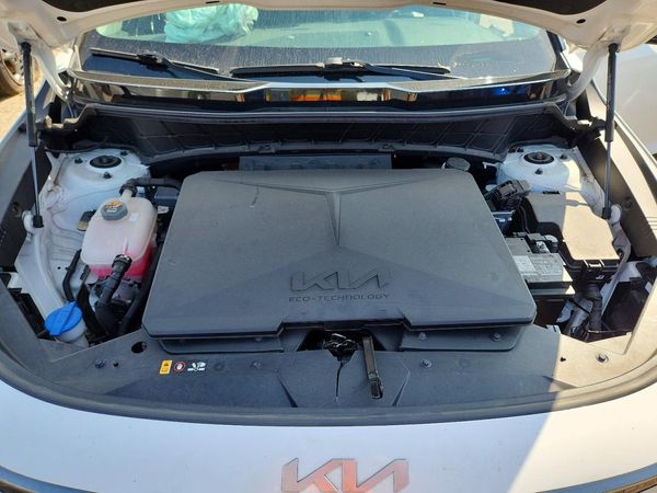 2023 KIA NIRO Wind