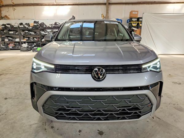 2026 VOLKSWAGEN TAOS 4Motion SE