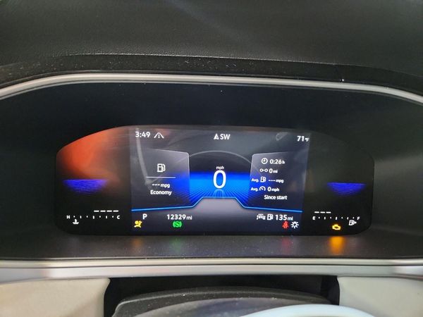 2026 VOLKSWAGEN TAOS 4Motion SE