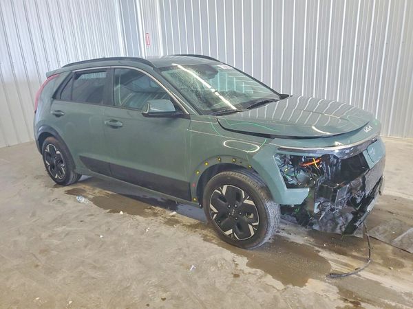 2024 KIA NIRO Wind