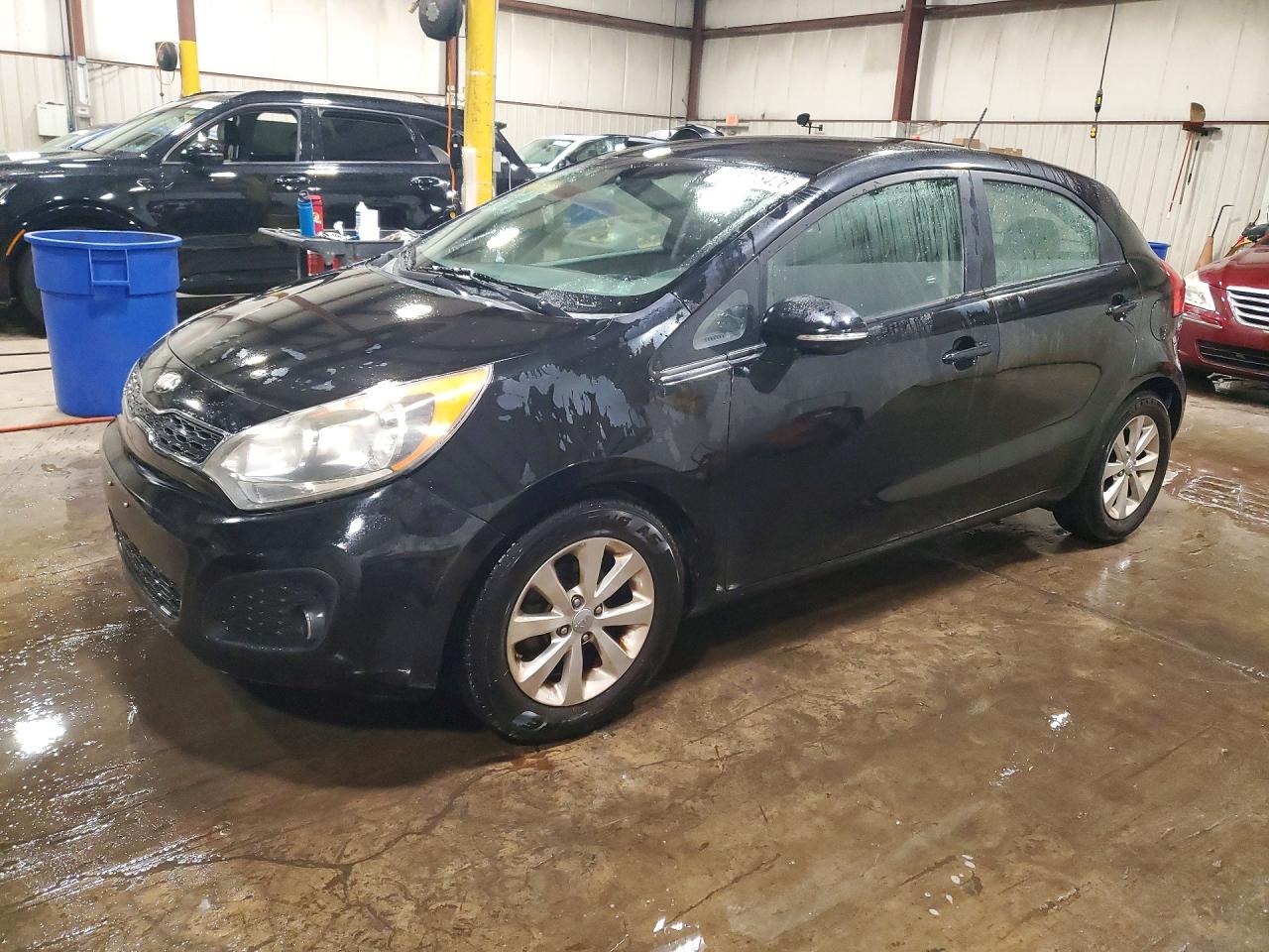 2013 KIA RIO 5-DOOR EX / SX