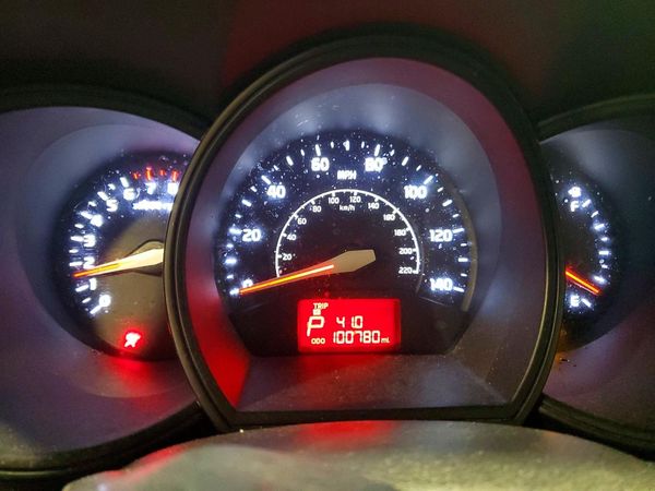 2013 KIA RIO 5-DOOR EX / SX
