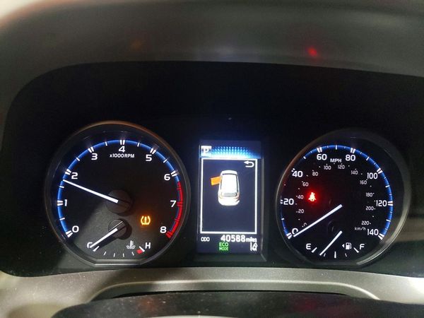 2018 TOYOTA RAV4 Adventure/XLE