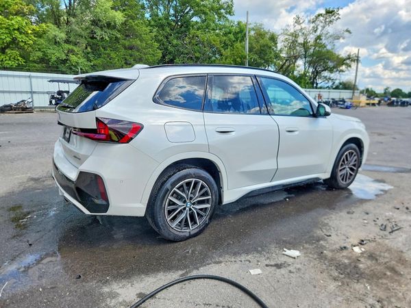 2025 BMW X1 xDrive28i