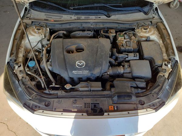 2017 MAZDA 3 — Engine bay
