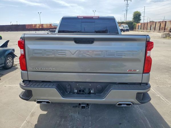 2025 CHEVROLET SILVERADO RST