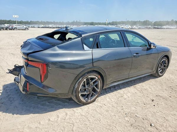 2026 KIA K4