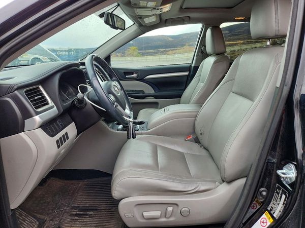 2016 TOYOTA HIGHLANDER Base/Hybrid