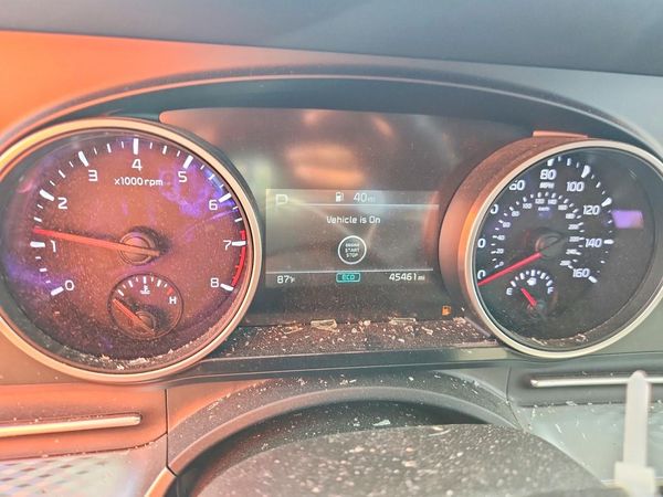 2024 KIA CARNIVAL LX, LX Seat Package