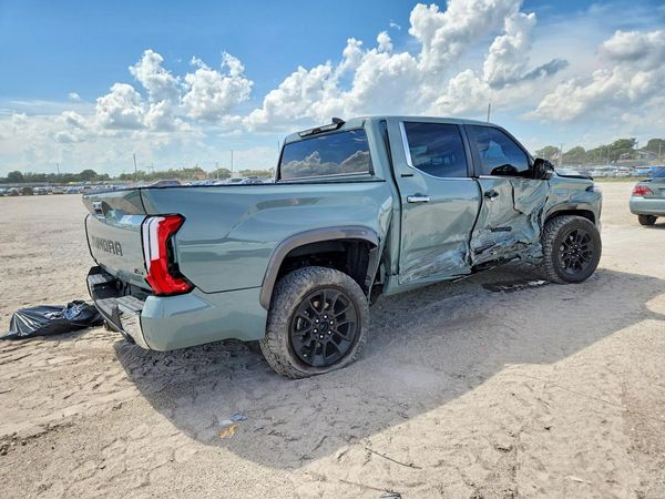 2025 TOYOTA TUNDRA