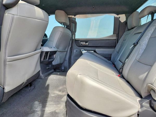 2025 TOYOTA TUNDRA