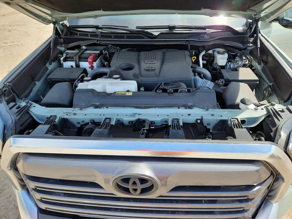 2025 TOYOTA TUNDRA