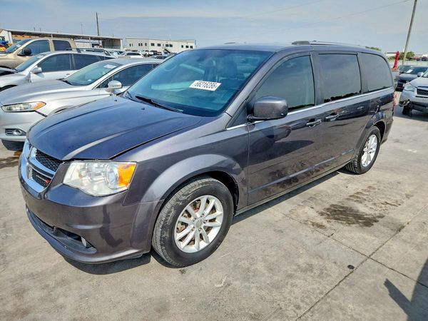 2019 DODGE CARAVAN SXT — Front 3/4