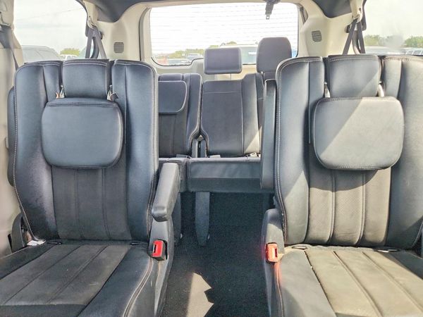 2019 DODGE CARAVAN SXT — SUVN