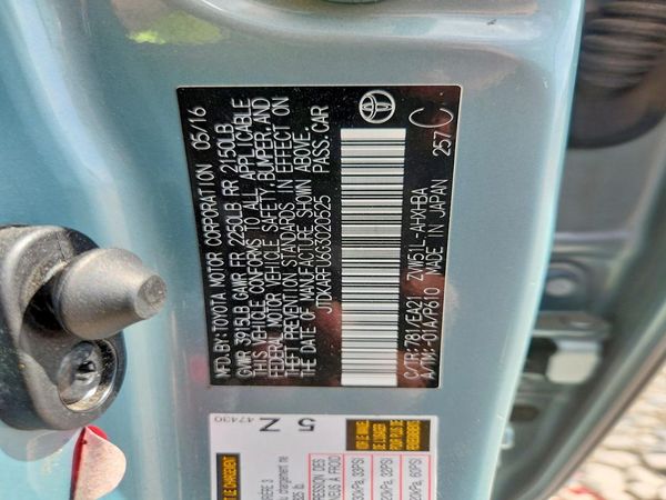 2016 TOYOTA PRIUS
