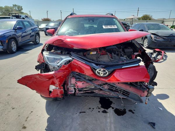 2017 TOYOTA RAV4 XLE