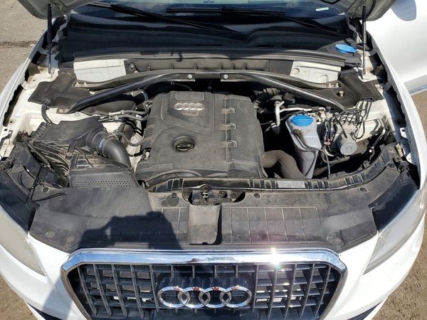 2014 AUDI Q5 Premium Plus