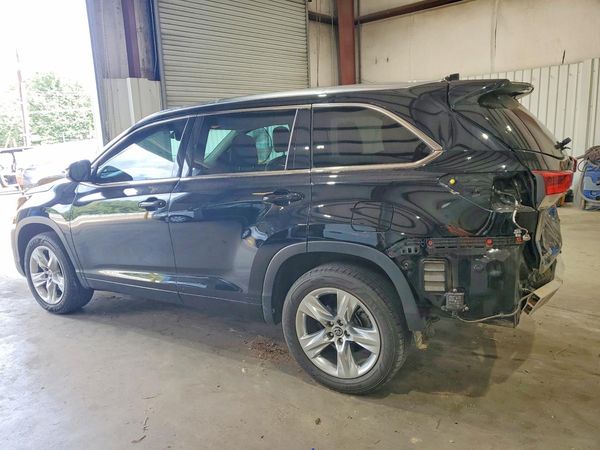 2017 TOYOTA HIGHLANDER