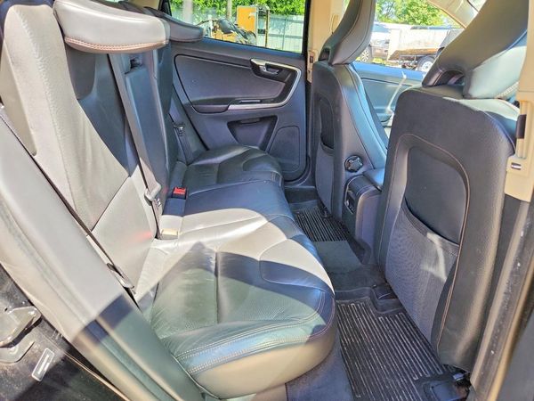 2012 VOLVO XC60