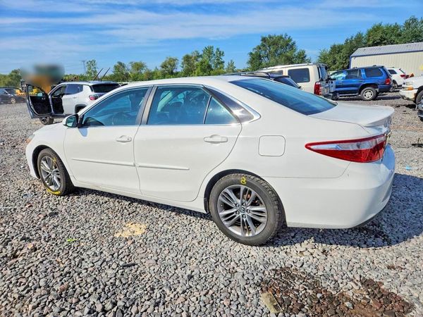 2015 TOYOTA CAMRY