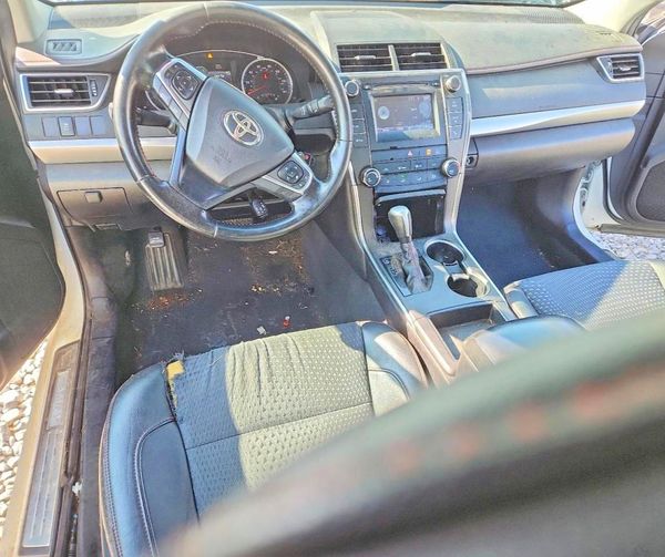 2015 TOYOTA CAMRY