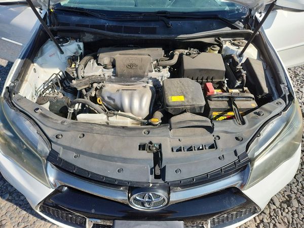 2015 TOYOTA CAMRY