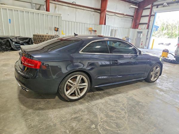 2012 AUDI S5 quattro Prestige