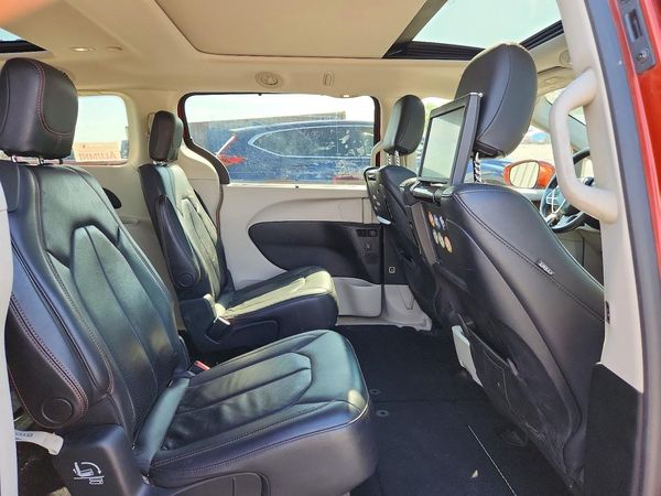 2018 CHRYSLER PACIFICA Touring L Plus