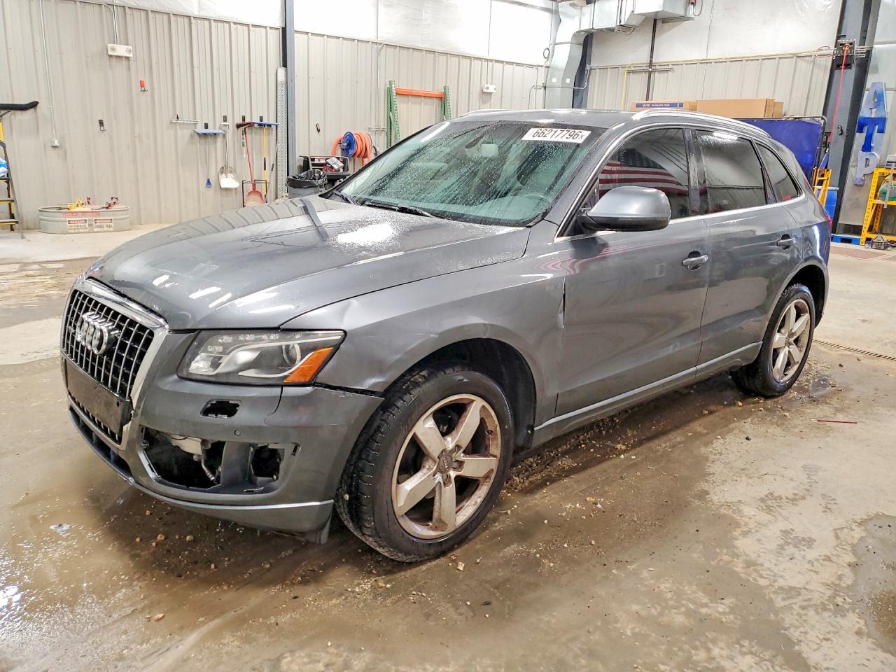 2012 AUDI Q5 Premium Plus
