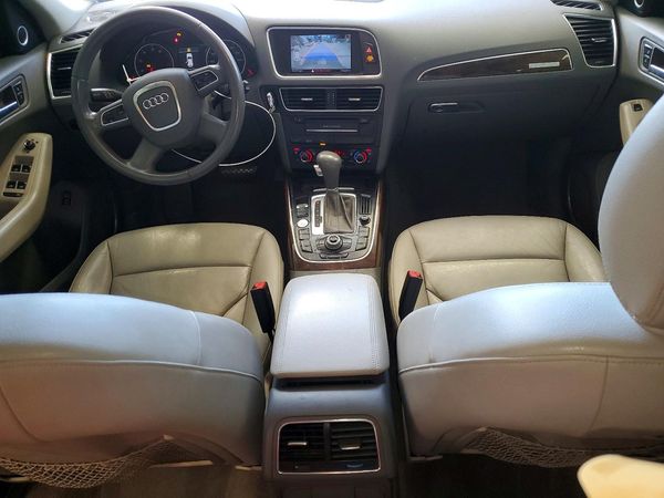 2012 AUDI Q5 Premium Plus