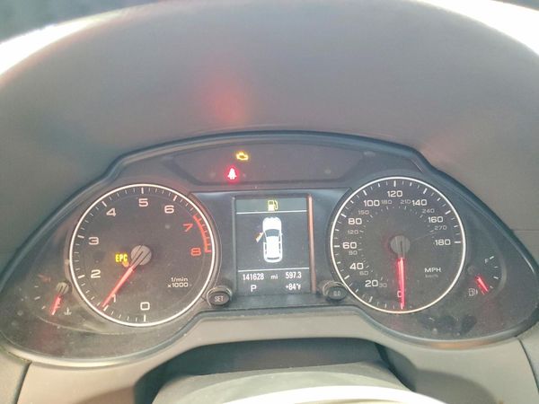 2012 AUDI Q5 Premium Plus