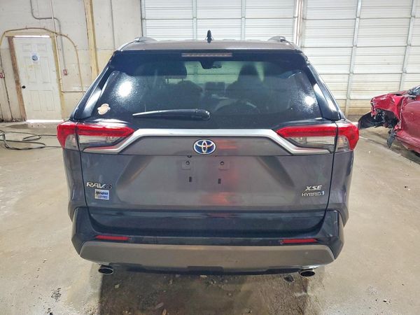 2020 TOYOTA RAV4 XSE HV